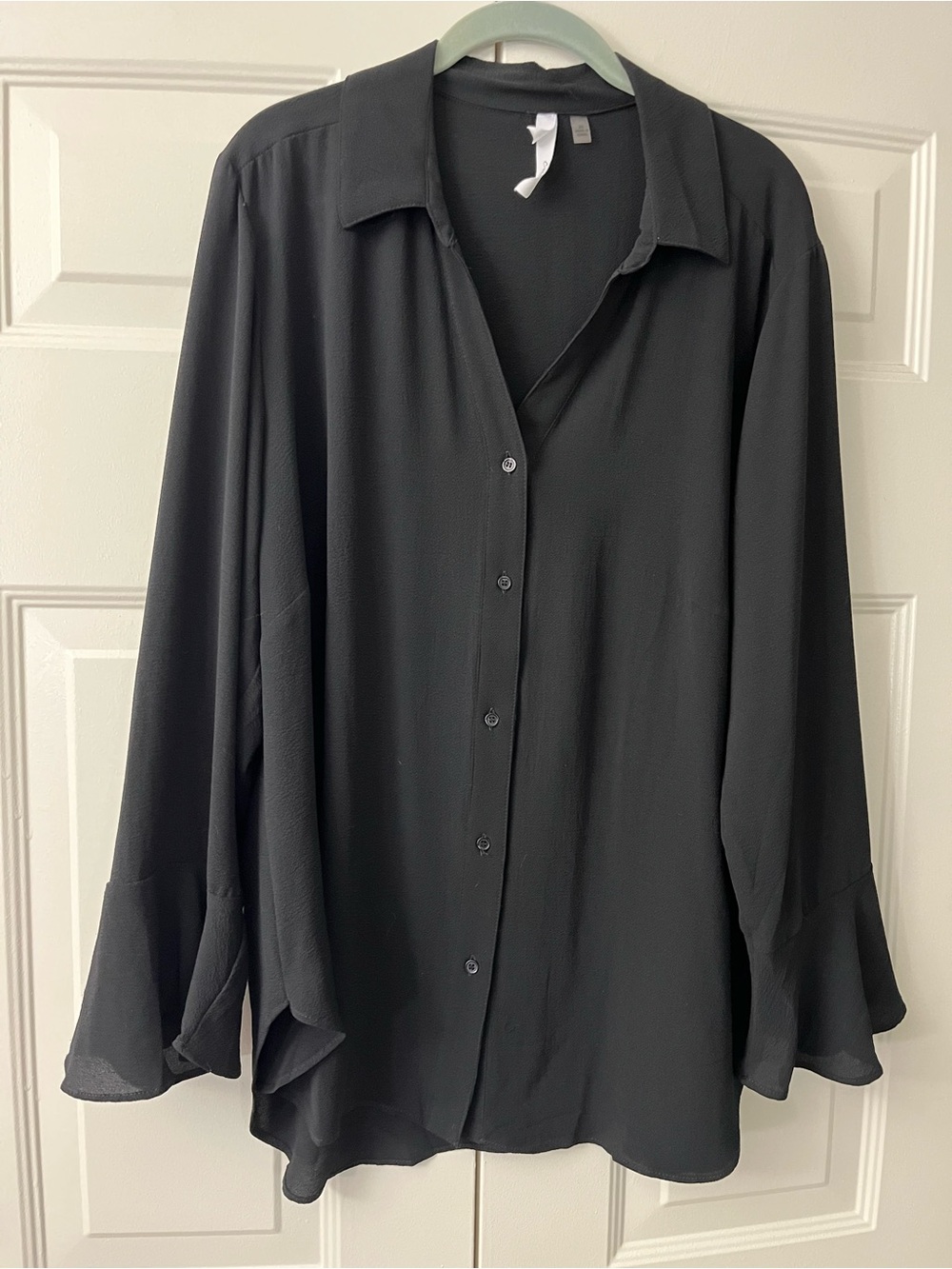 NY Collection Black Bell Cuff Blouse